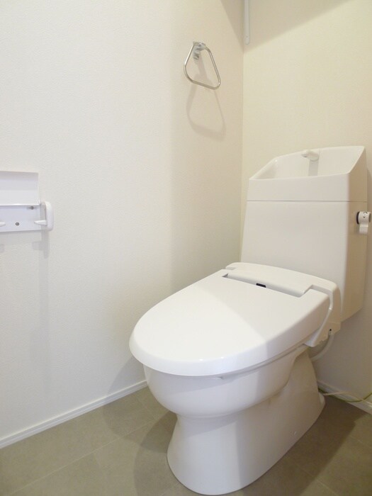 物件内観写真18　(トイレ)