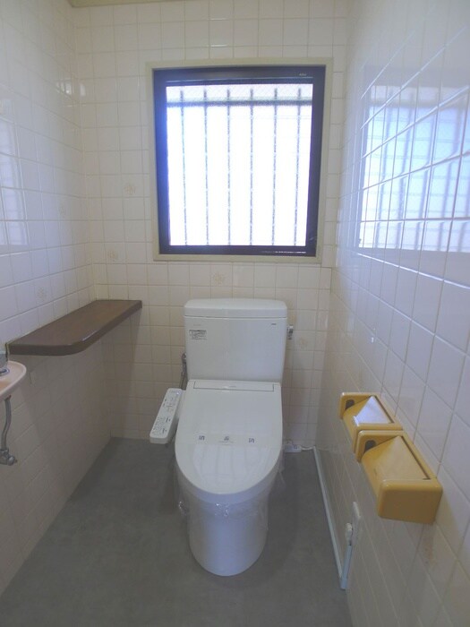 物件内観写真12　(トイレ)