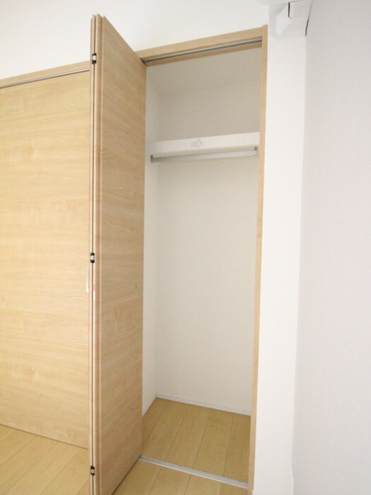 物件内観写真10　(収納)