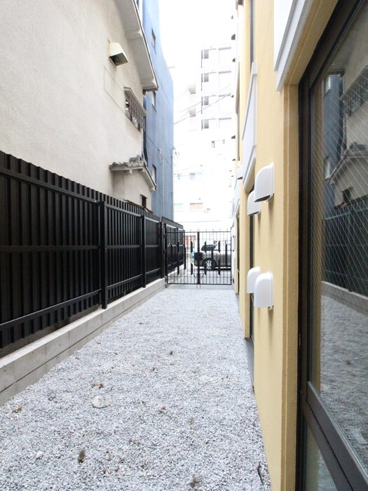 物件内観写真19　(室内からの展望)