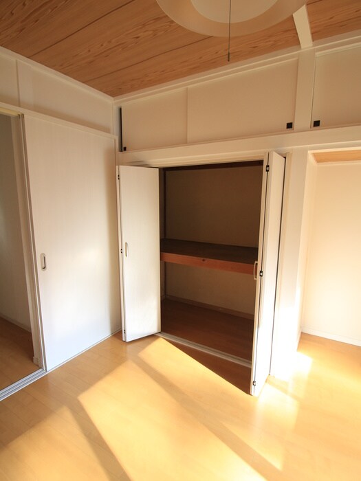物件内観写真10　(収納)