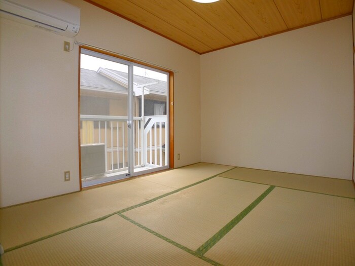 物件内観写真9　(居室)