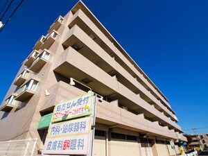 バ－ドタウン７番館外観写真