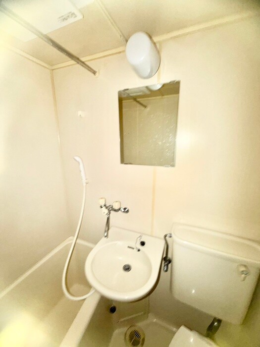 物件内観写真10　(洗面)