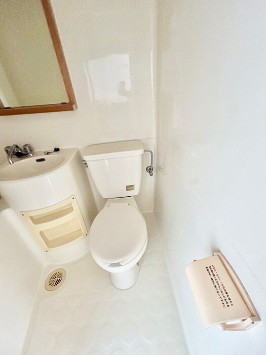 物件内観写真12　(トイレ)