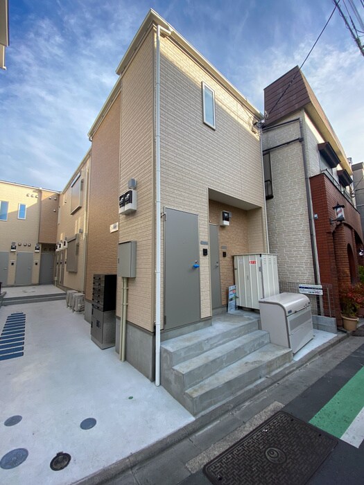 物件外観写真1　(外観写真)