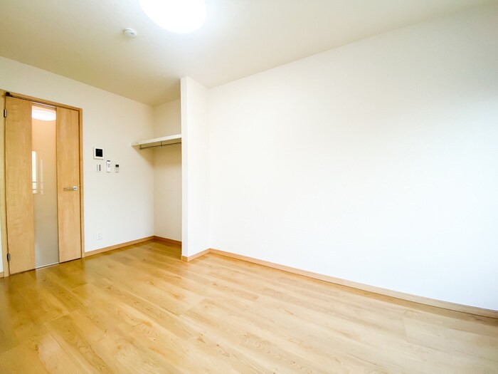 物件内観写真8　(内観写真)