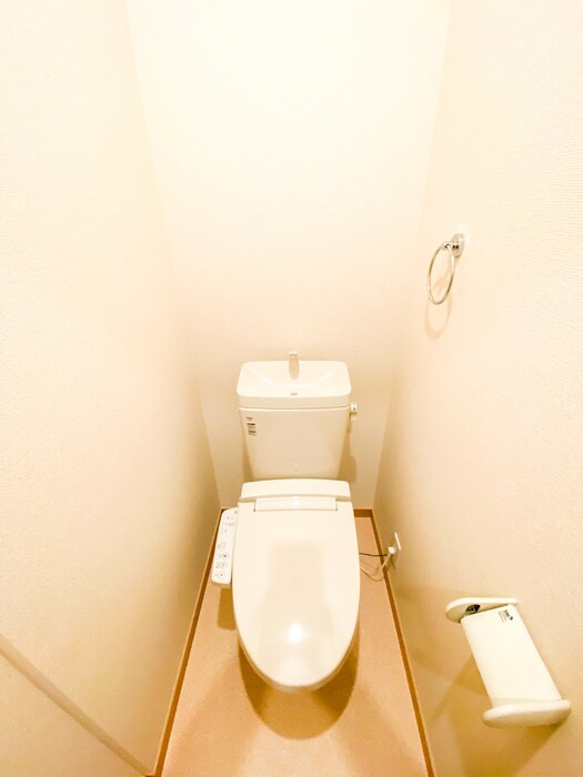 物件内観写真15　(トイレ)