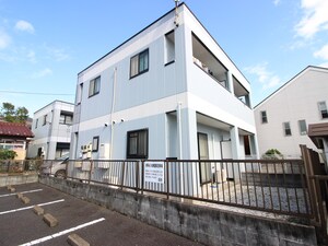 ファインアークB棟外観写真