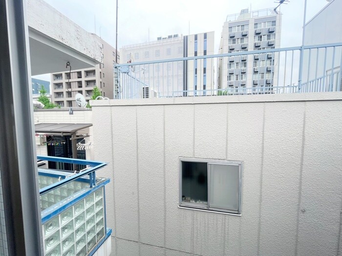 物件内観写真22　(室内からの展望)