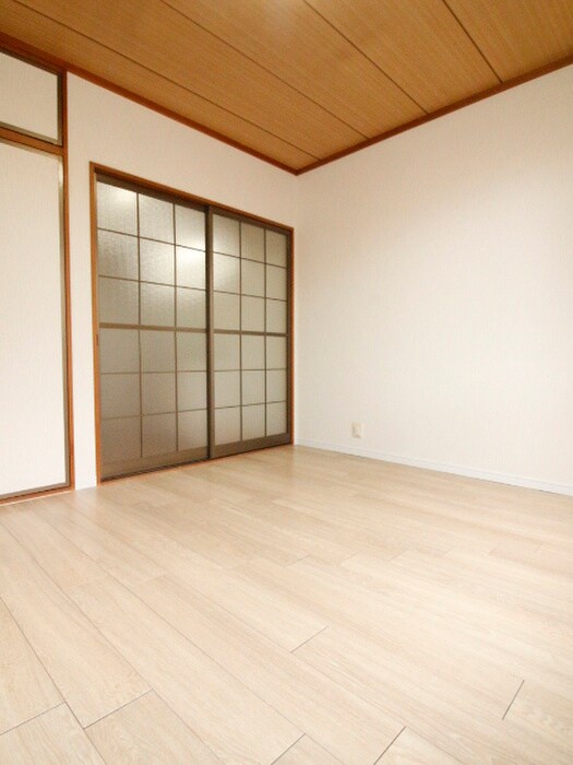 物件内観写真7　(居室)