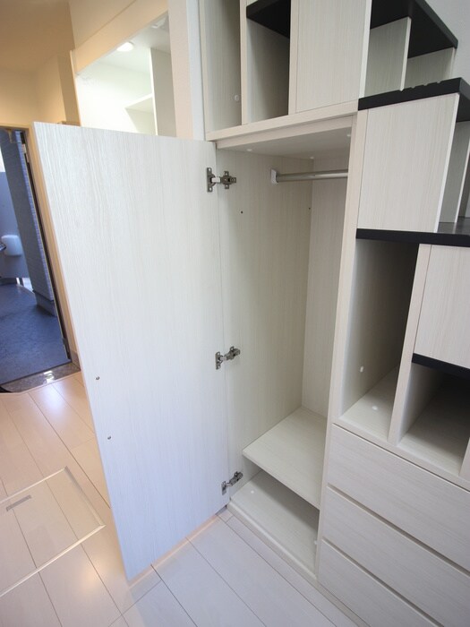 物件内観写真15　(収納)