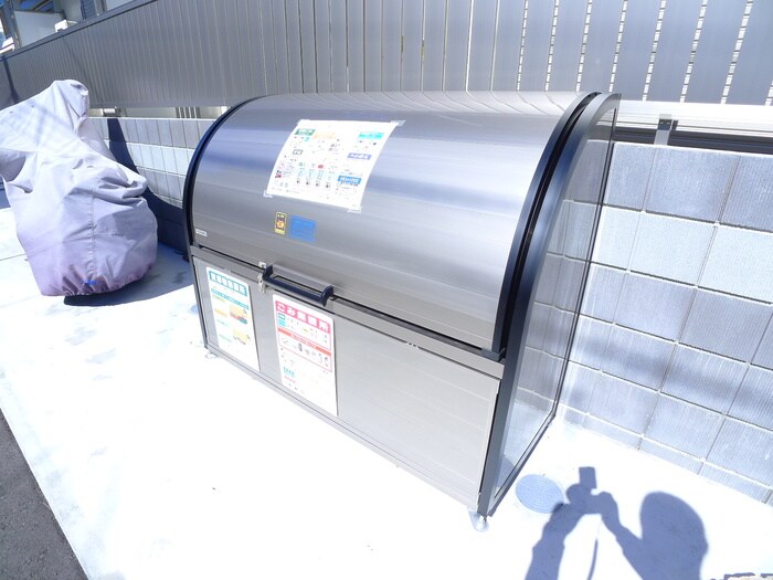 物件外観写真6　(駐輪場)