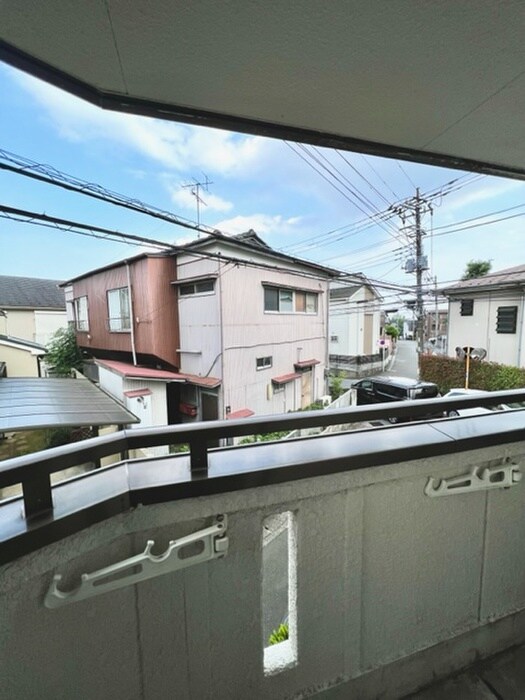 物件内観写真16　(室内からの展望)