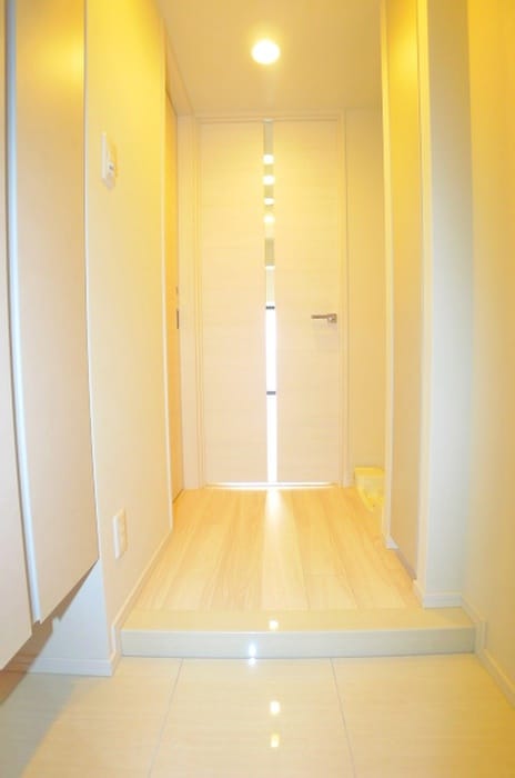 物件内観写真7　(玄関)