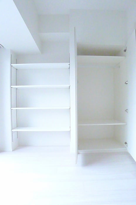 物件内観写真15　(収納)