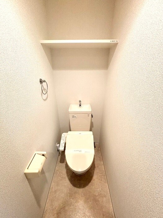 物件内観写真14　(トイレ)