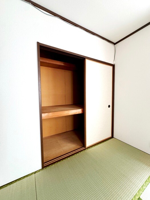 物件内観写真15　(収納)