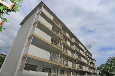市川中山団地第９号棟（204）外観写真