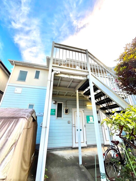 ポルティコ国立の外観写真