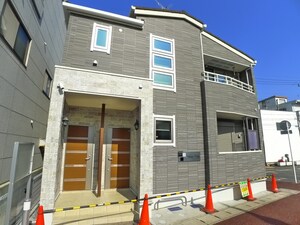 シャイン　ヴィラ外観写真