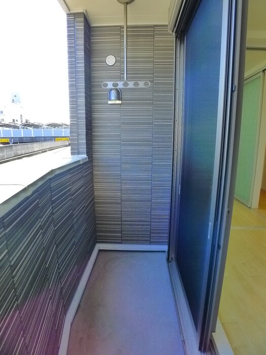 物件内観写真20　(室内からの展望)