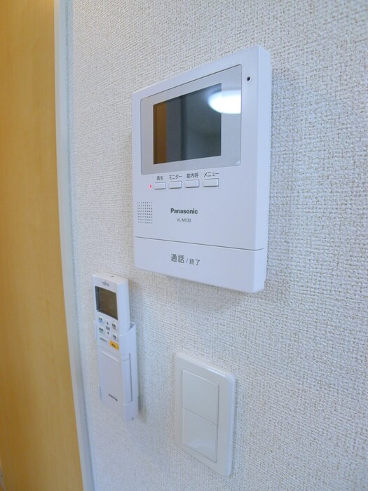 物件内観写真21　(廊下)