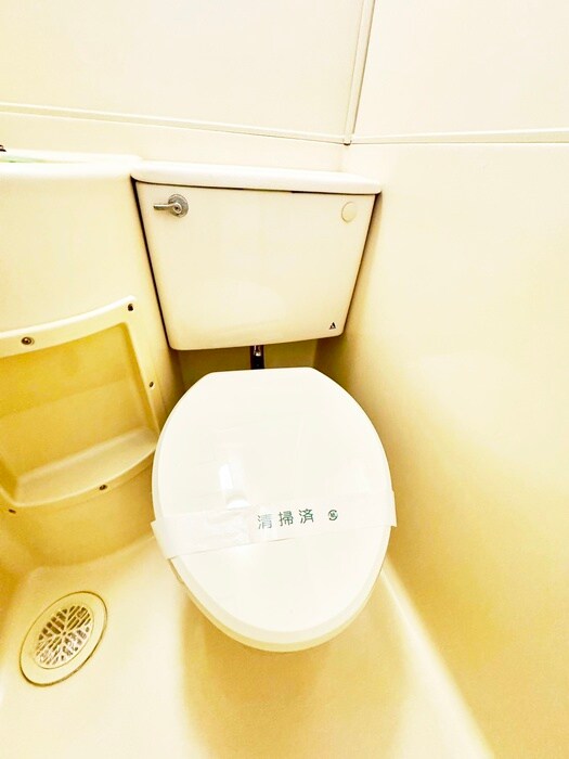 物件内観写真12　(トイレ)