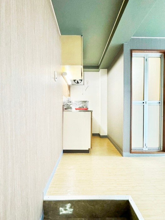 物件内観写真19　(玄関)