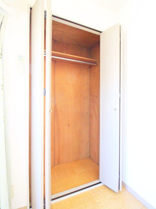 物件内観写真11　(収納)