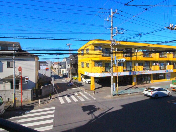 物件内観写真16　(室内からの展望)