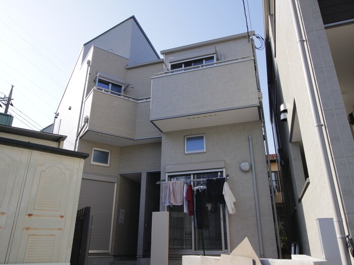 物件外観写真1　(建物設備)