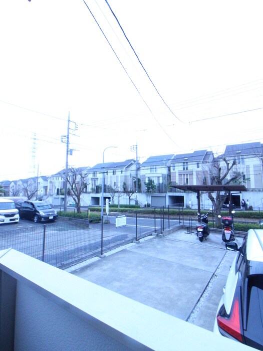 物件内観写真15　(室内からの展望)