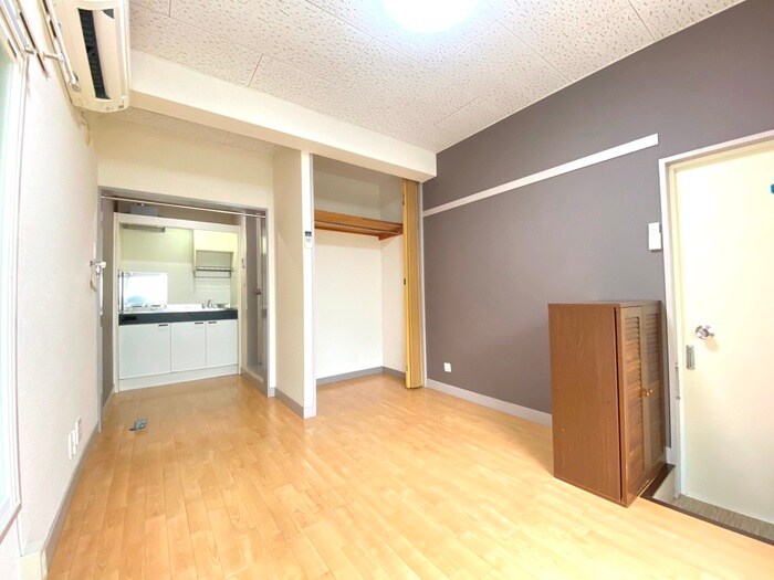 物件内観写真9　(居室)