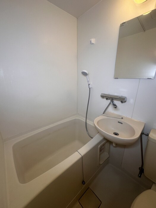 物件内観写真12　(バス／シャワールーム等)
