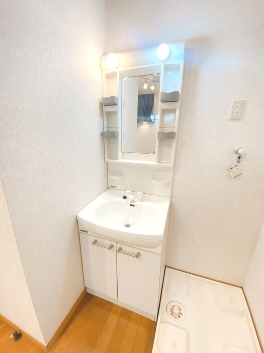 物件内観写真13　(洗面)