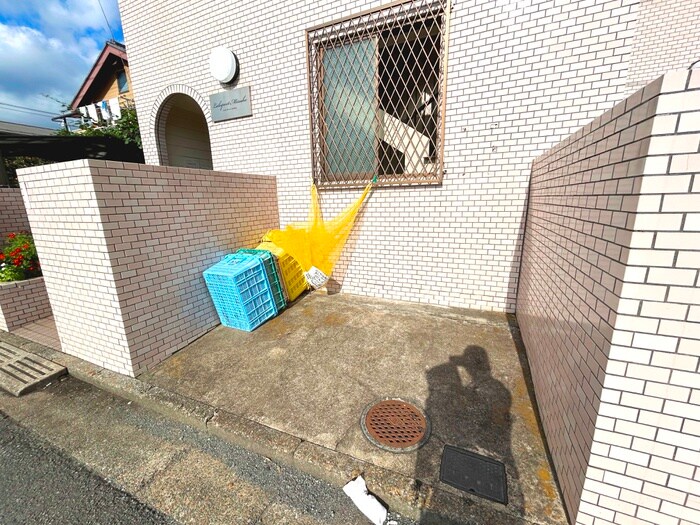 物件外観写真6　(建物設備)