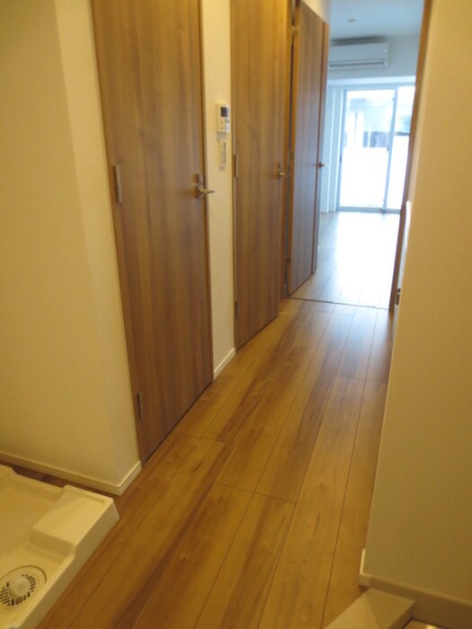 物件内観写真7　(廊下)