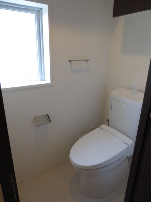 物件内観写真13　(トイレ)