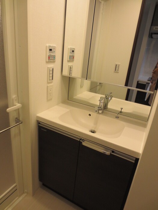 物件内観写真15　(洗面)