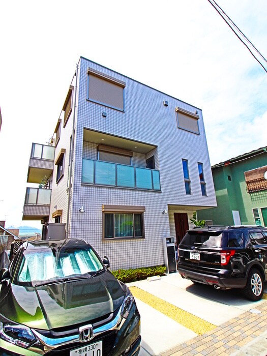 物件外観写真1　(外観写真)