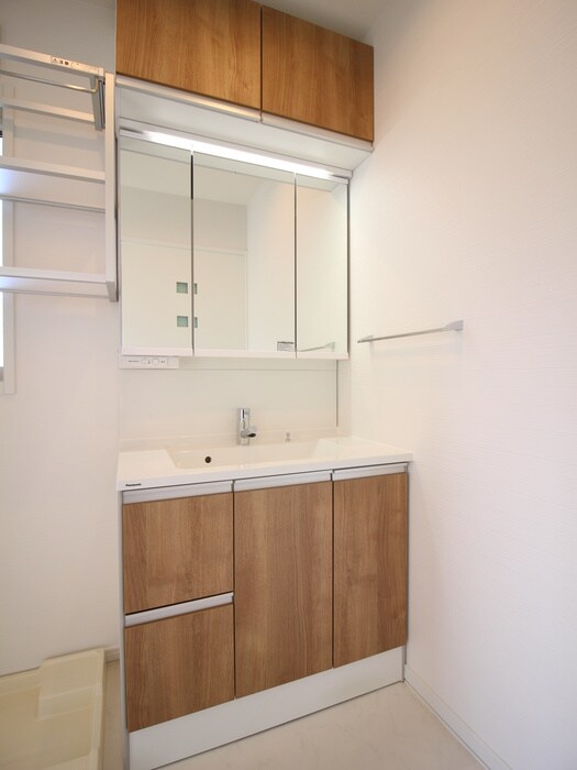 物件内観写真10　(洗面)