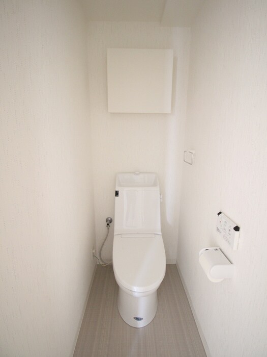 物件内観写真14　(トイレ)