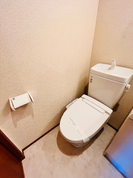 物件内観写真11　(トイレ)