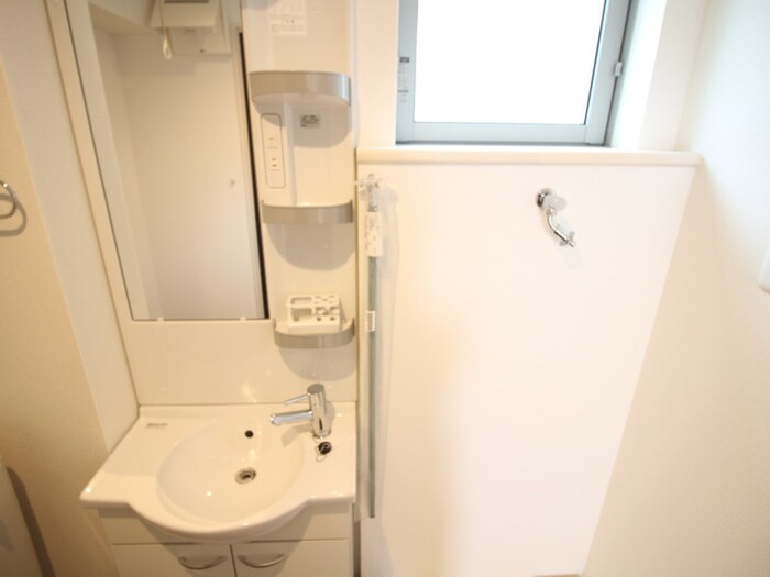 物件内観写真21　(洗濯機置場)