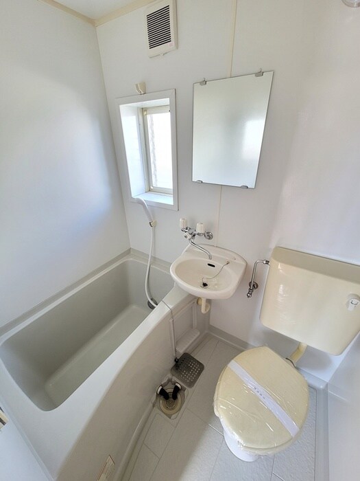 物件内観写真10　(バス／シャワールーム等)