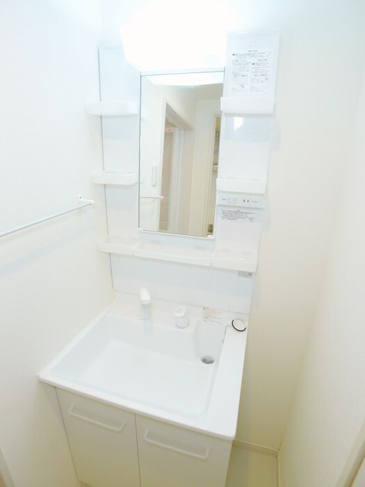 物件内観写真12　(洗面)