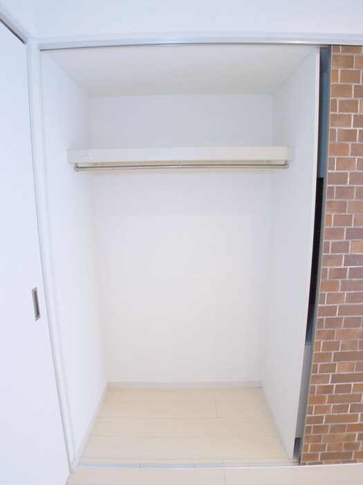 物件内観写真15　(収納)