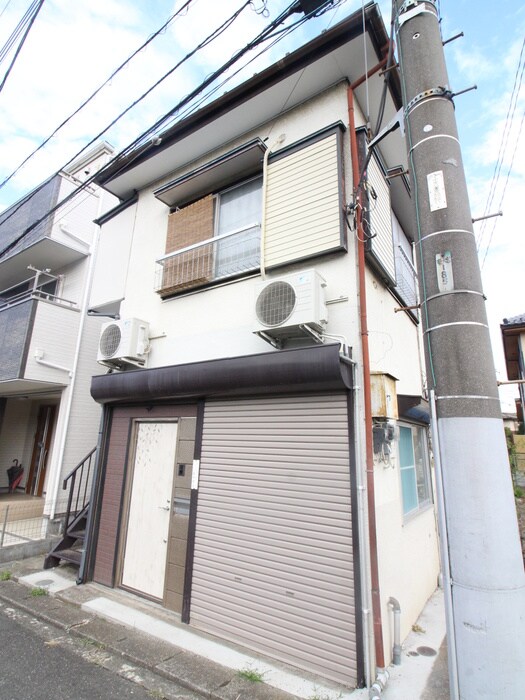 物件外観写真2　(外観写真)