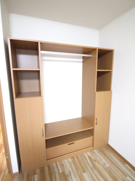 物件内観写真13　(収納)